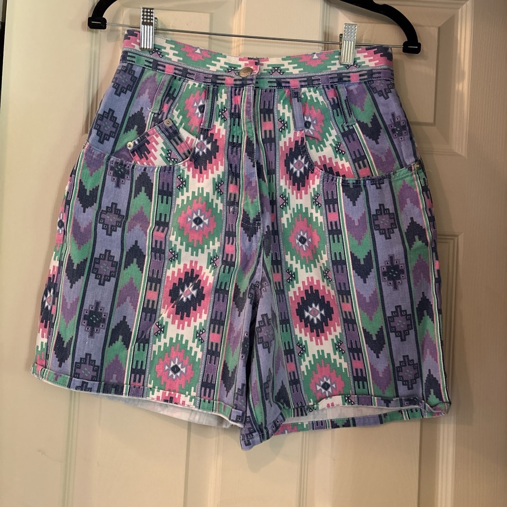 Vintage Colorful Patterned Women's Shorts